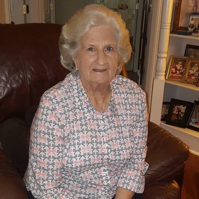 Obituary of Floytee Lewallen