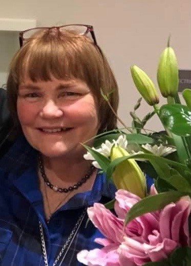 Obituary of Elizabeth Walton Creighton