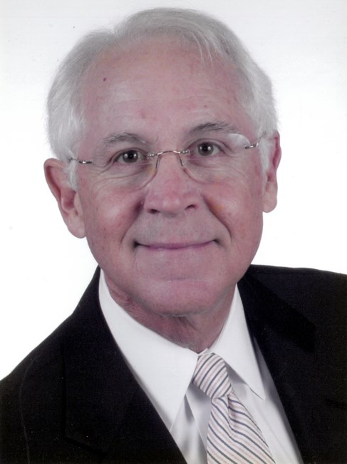 Obituario de David C. Holland