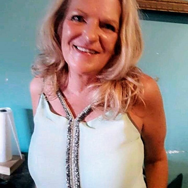 Obituary of Debra Plaisted