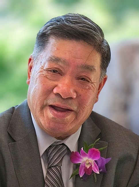 Obituario de Mr. Douglas Luey