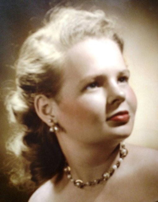 Obituary of Lorraine E Martin