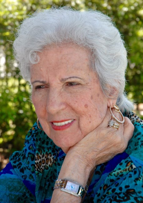 Avis de décès de Julia Evelia Gomez