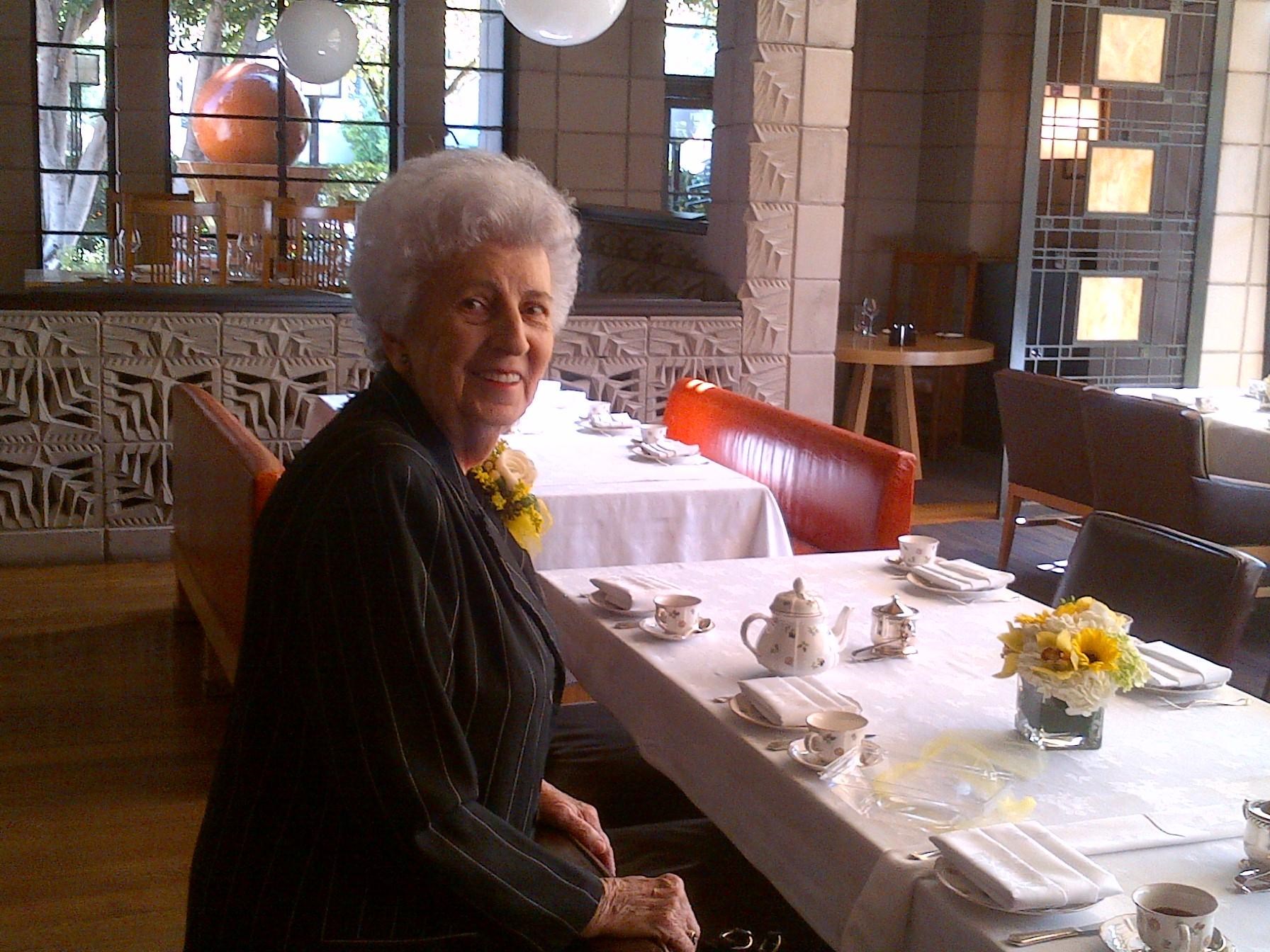 Obituary of Elisabeth Jane Wilcox