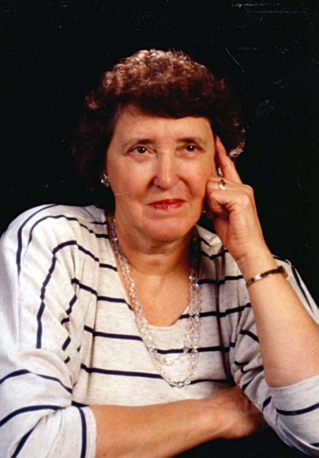 Obituary of Flora Vigneault (née Noël)
