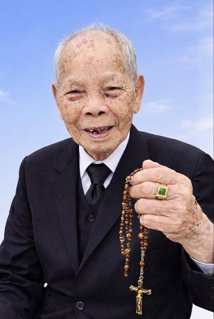 Obituary of Chinh Dao