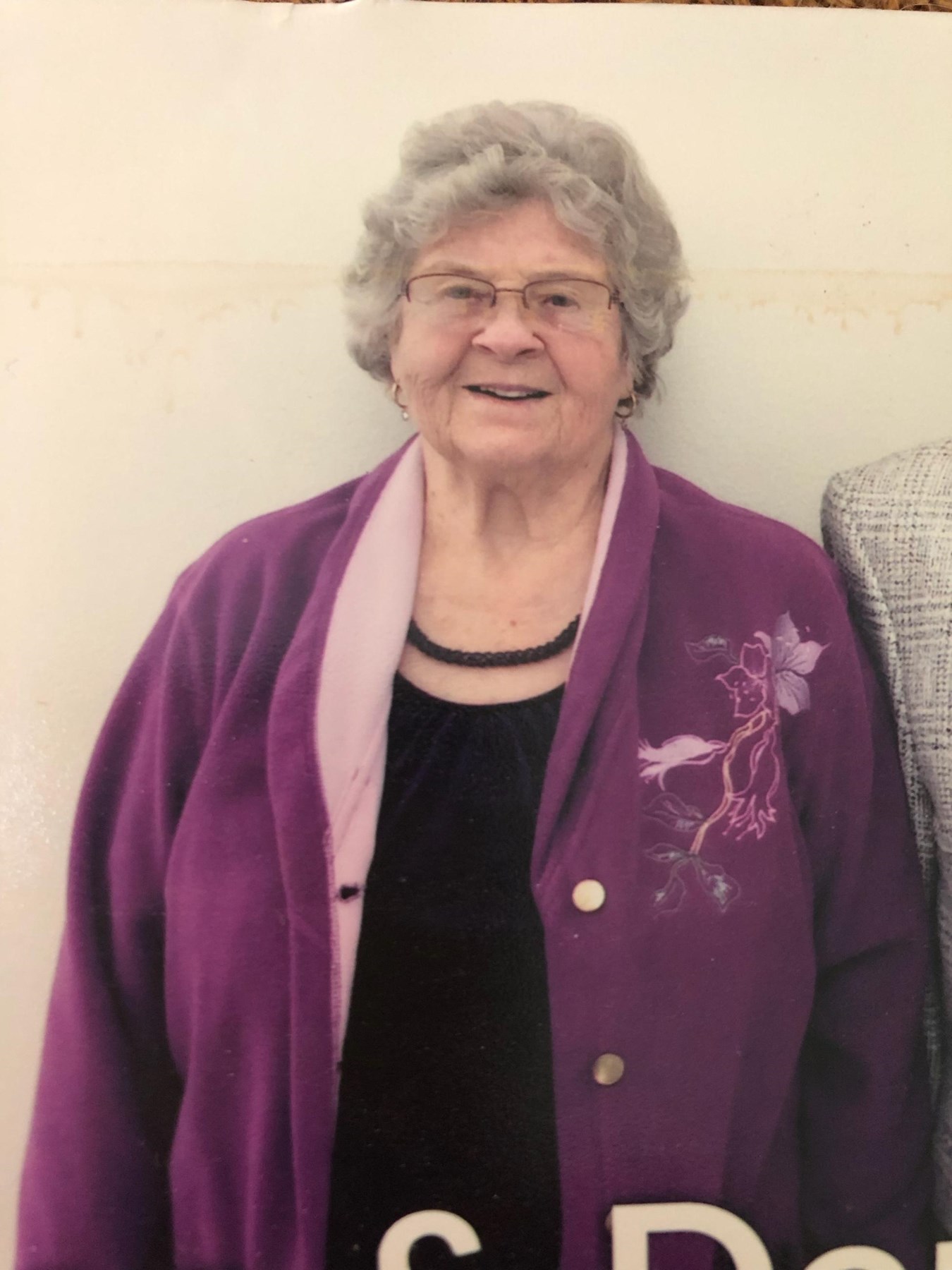 Obituary of Doris Walls
