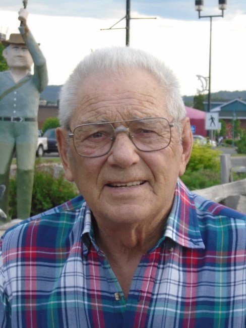 Obituary of Theophile "Mickey" McIntyre