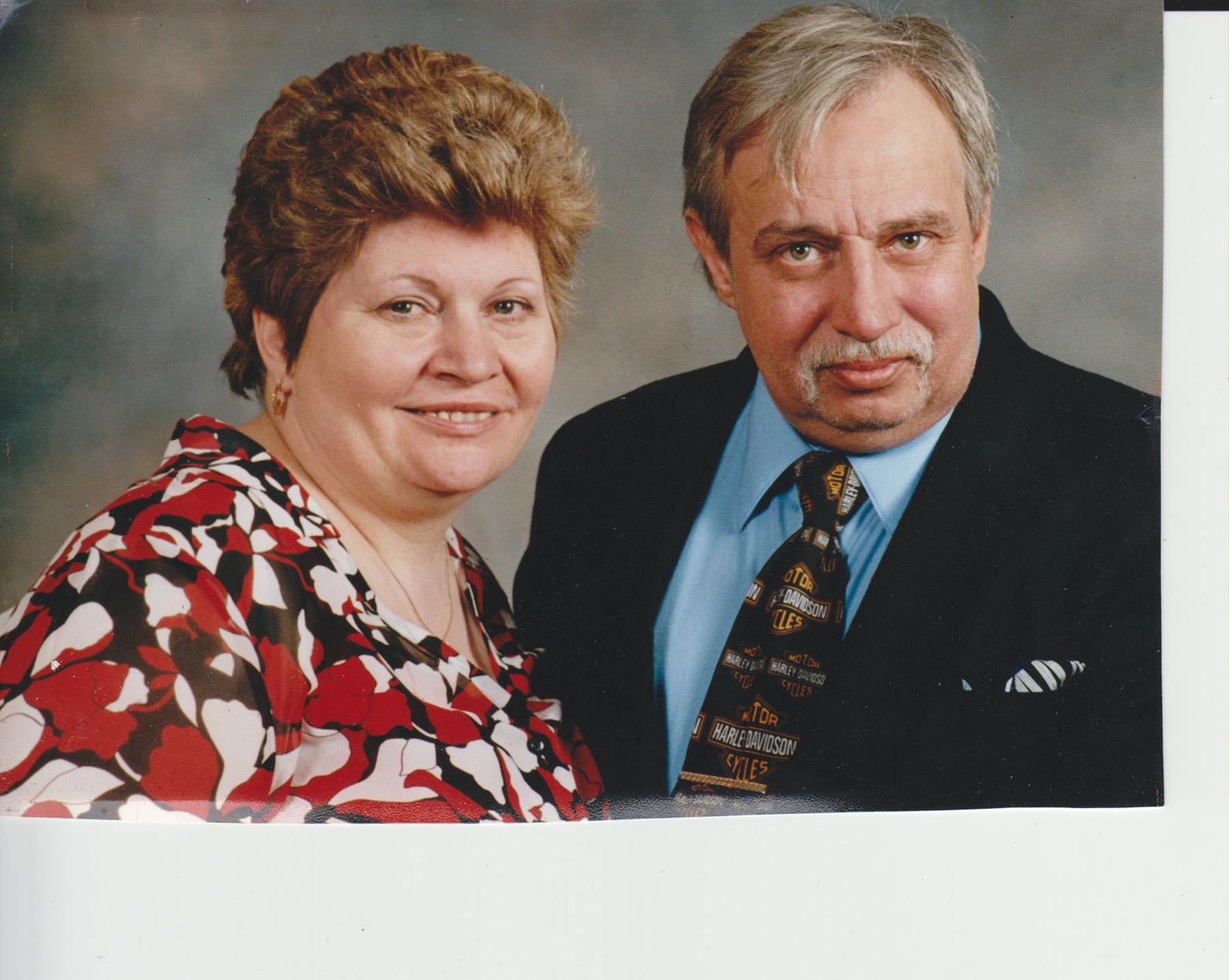 Obituary of Bruce Wayne Descher