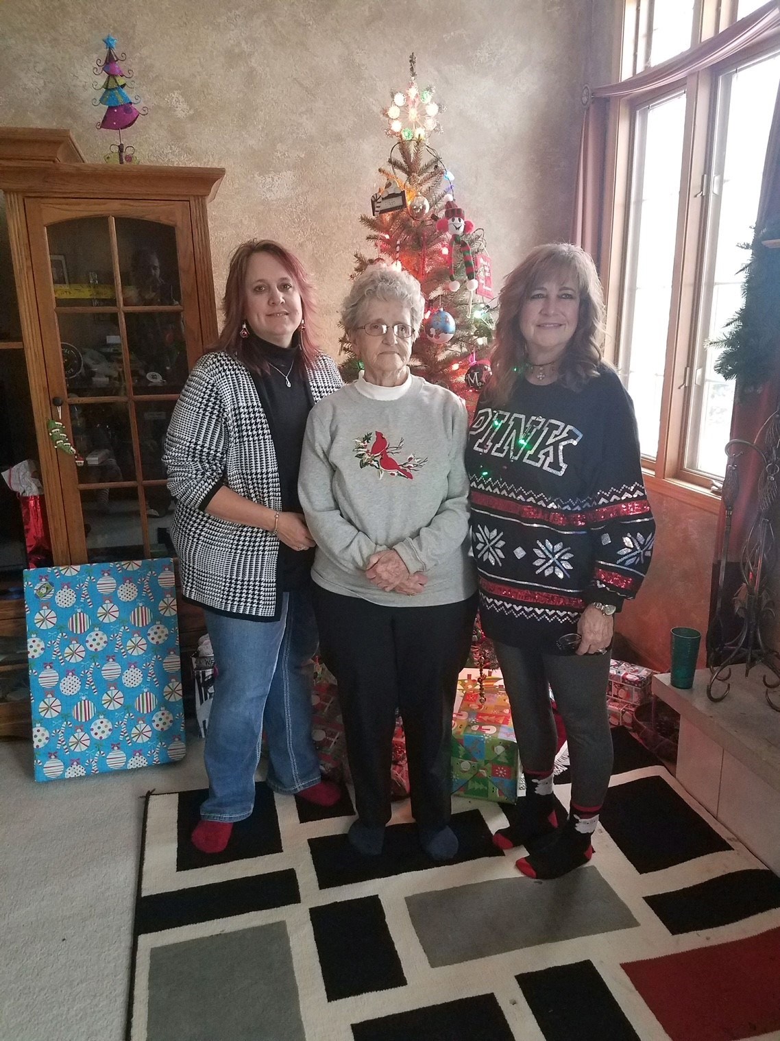 Obituario de Mary Joan St. John