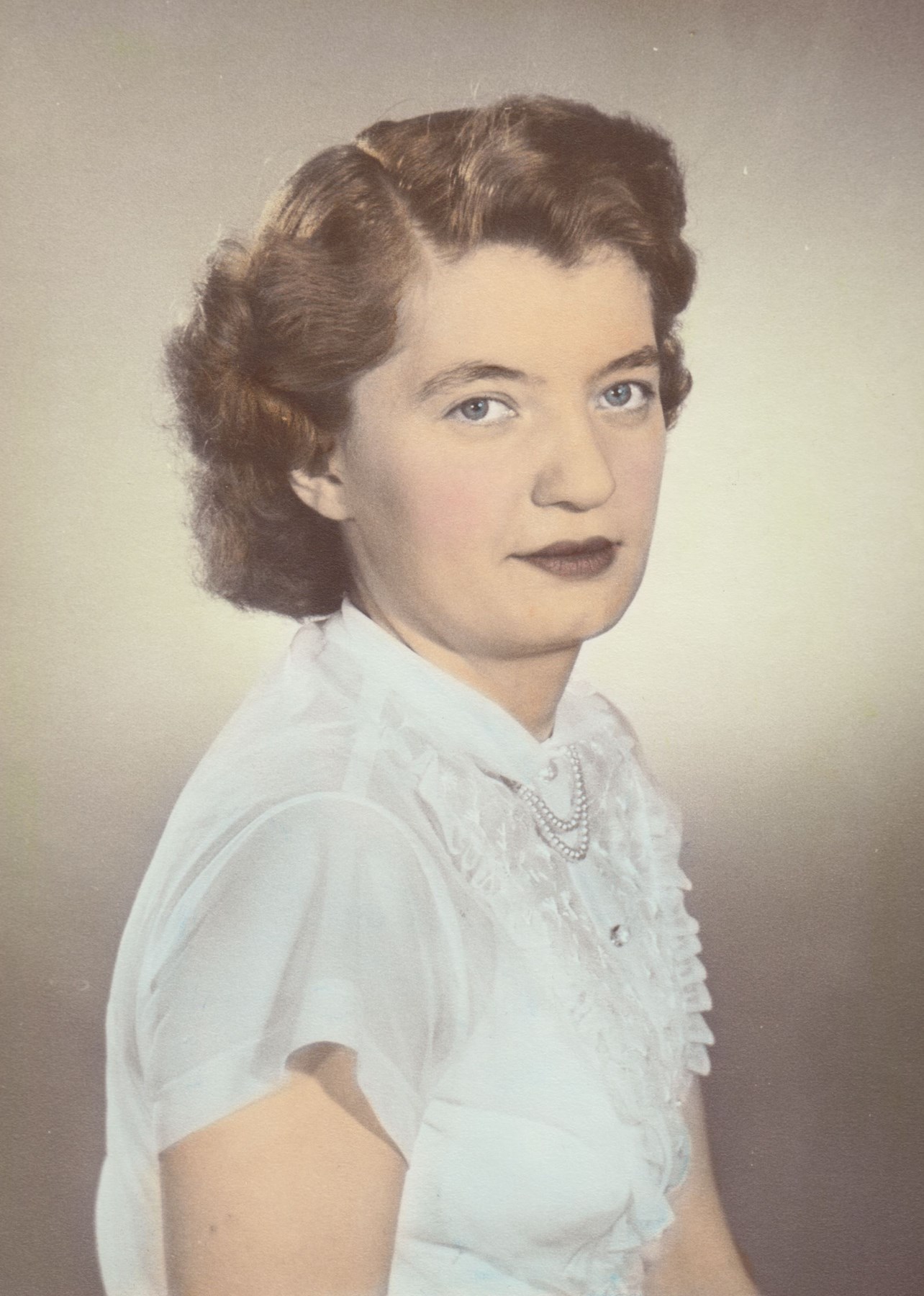Obituary of Elizabeth "Betty" H. White