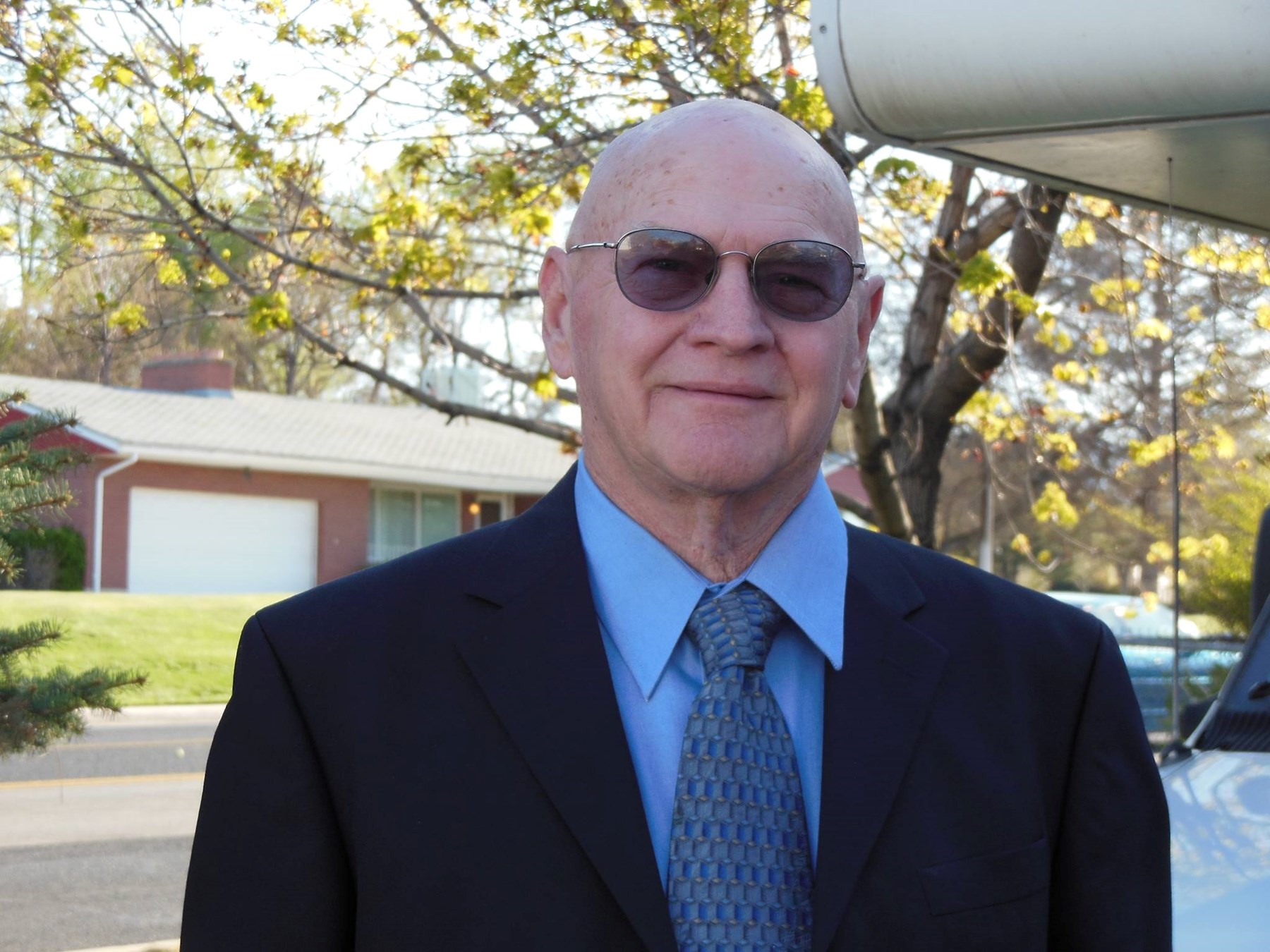 Obituary of Arthur Lake