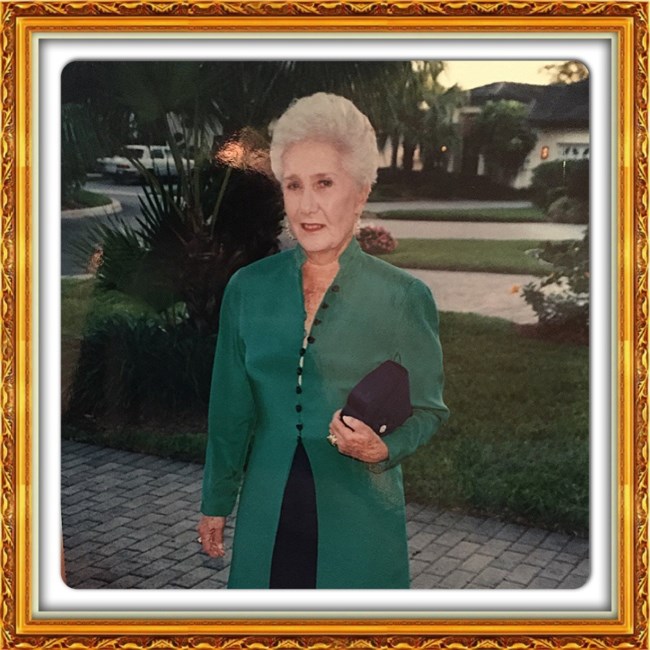 Obituary of Evelyn Kahn