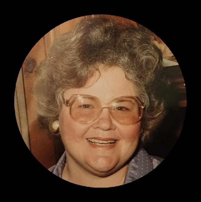 Obituary of Lillian "Gray" Sugg Lowry