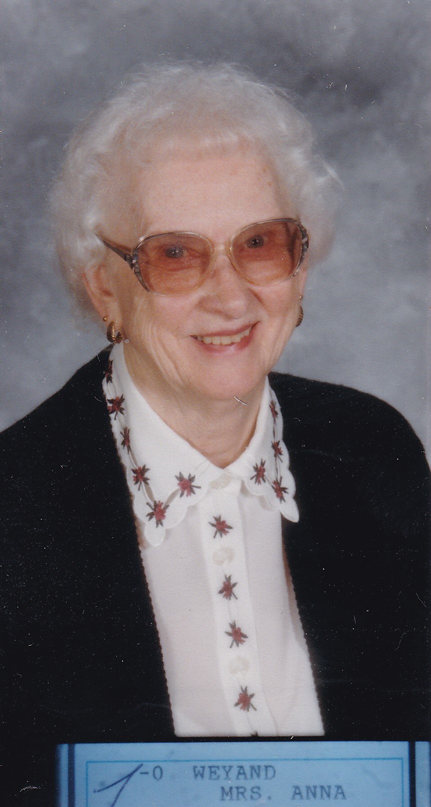Obituary of Anna Fern Weyand