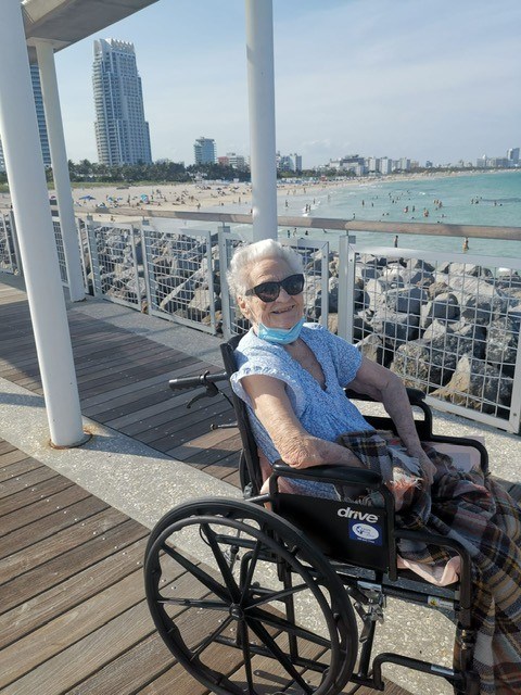 Obituary of Pilar M Bueno