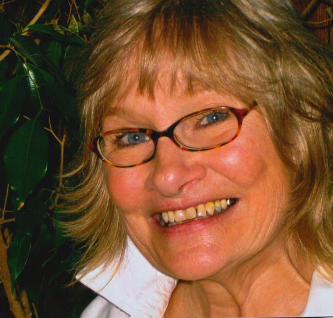 Obituary of Bea Sherry Simmons