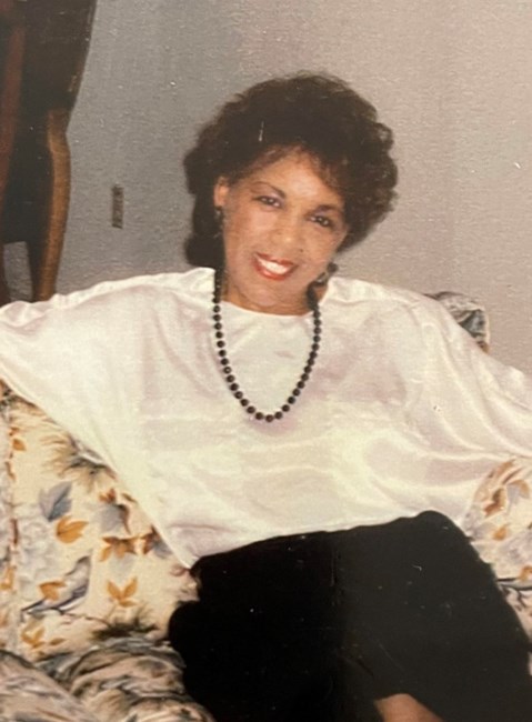 Obituary of Myrtle Beatrice Davis