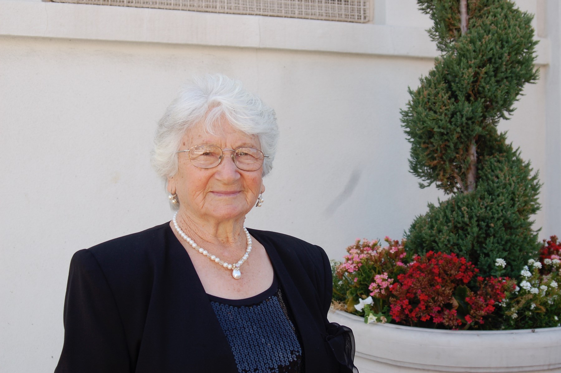 Obituary of Antonia "Isabella" Vitale