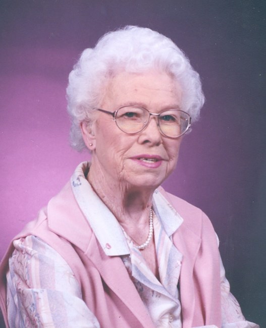 Obituary of Doris M Shaw