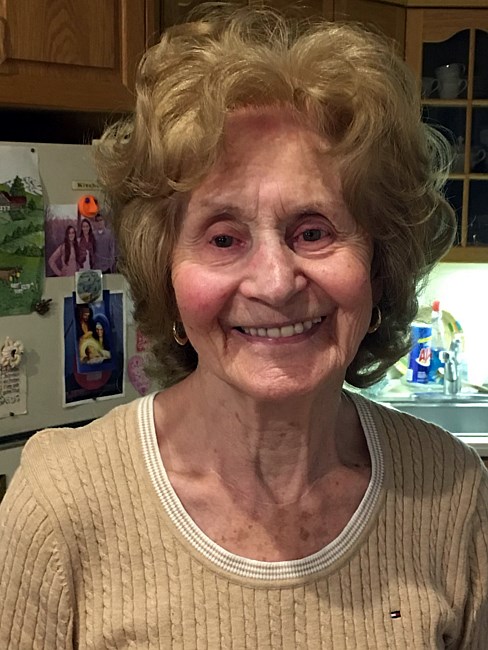 Obituary of Hedy Lion