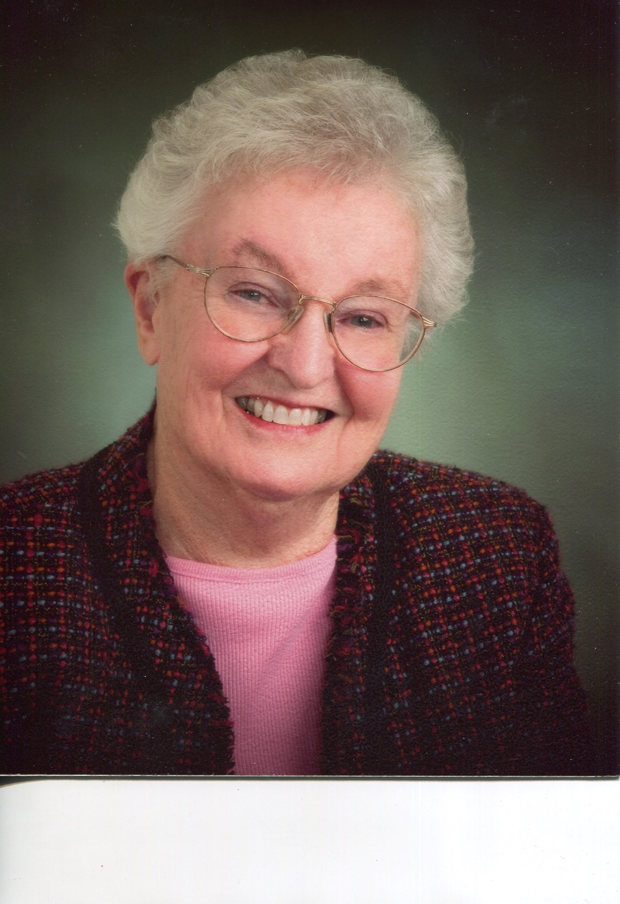 Obituary of Beverly Backman Davis
