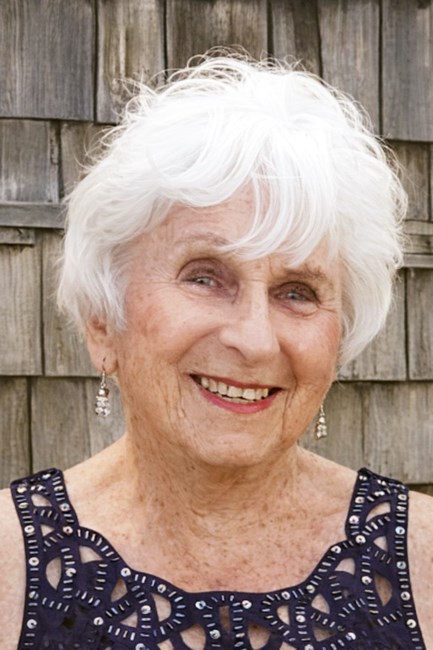 Obituary of Evi Quinn