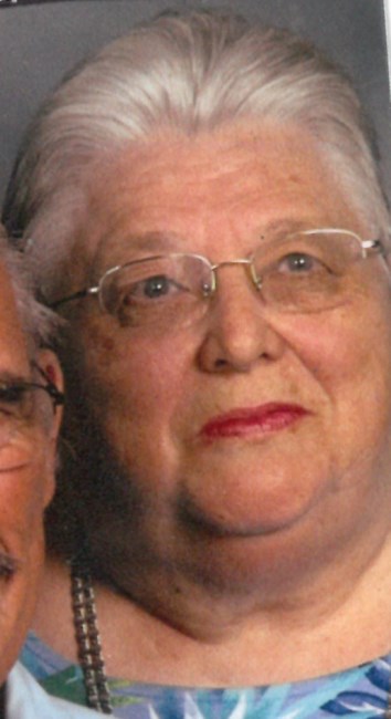 Obituario de Donna Phyllis Brach
