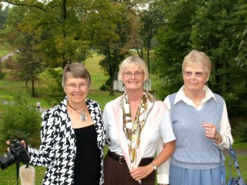 Obituary of Mrs. Chari Chari F. Chari Russell Fisher Rosenwald