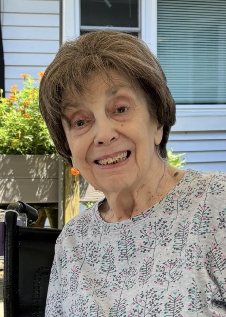Obituario de Dorothy Scambelluri
