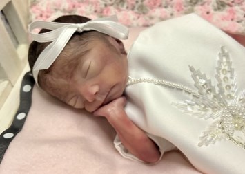 Obituary of Luna Lanee McNew-White