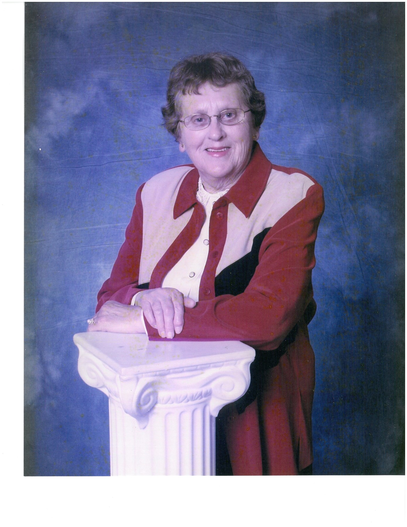 Obituary of Maureen E. MacKenzie