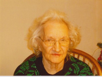 Obituary of Irene Hedwiga Leonard