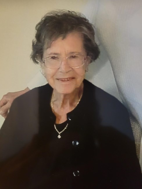 Obituary of Lois Blanche Kellogg