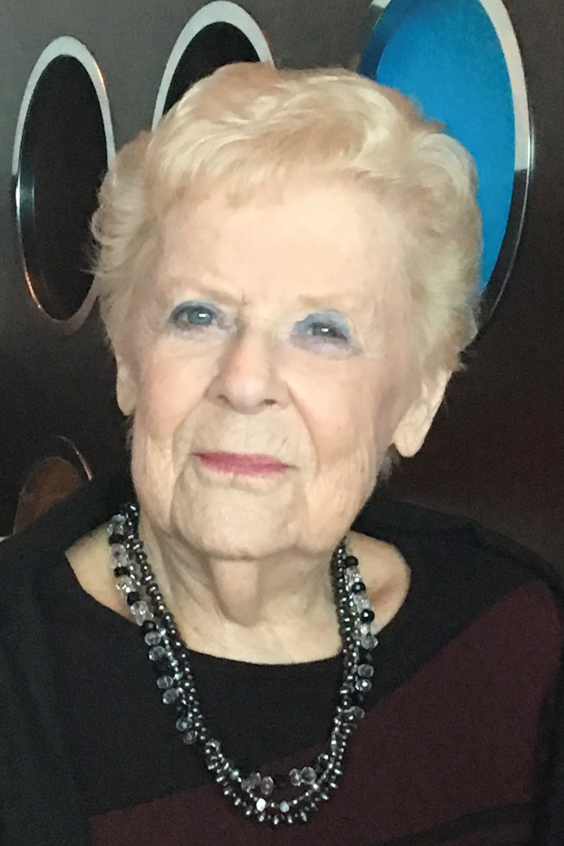 Obituary of Lucille Walker Cunningham