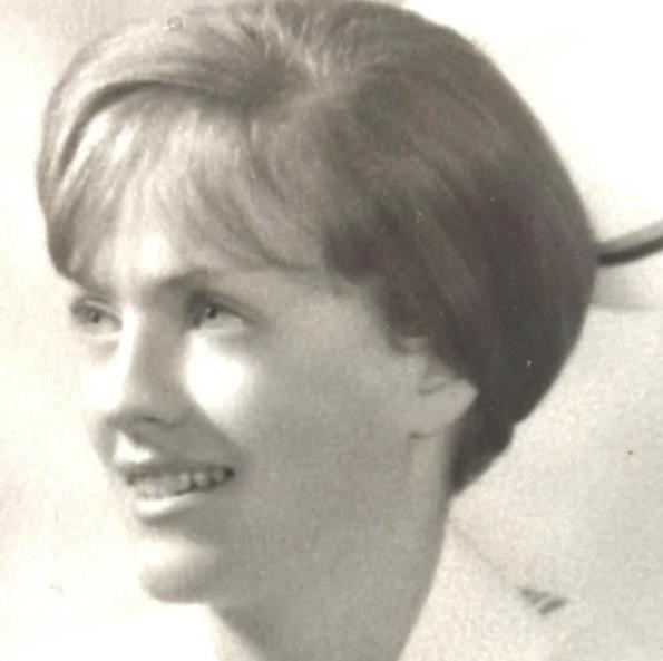 Obituary of Natalie Hindle Parry